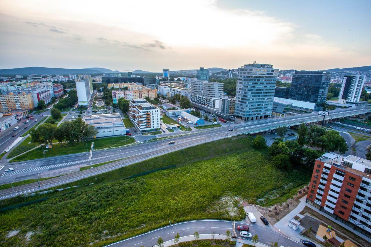 Air-Conditioned City View Apartment 24H Check-In Pressburg Exterior foto